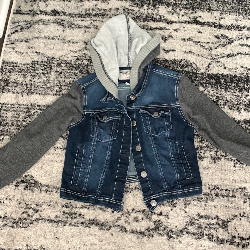 Juniors L Wallflower jean jacket.